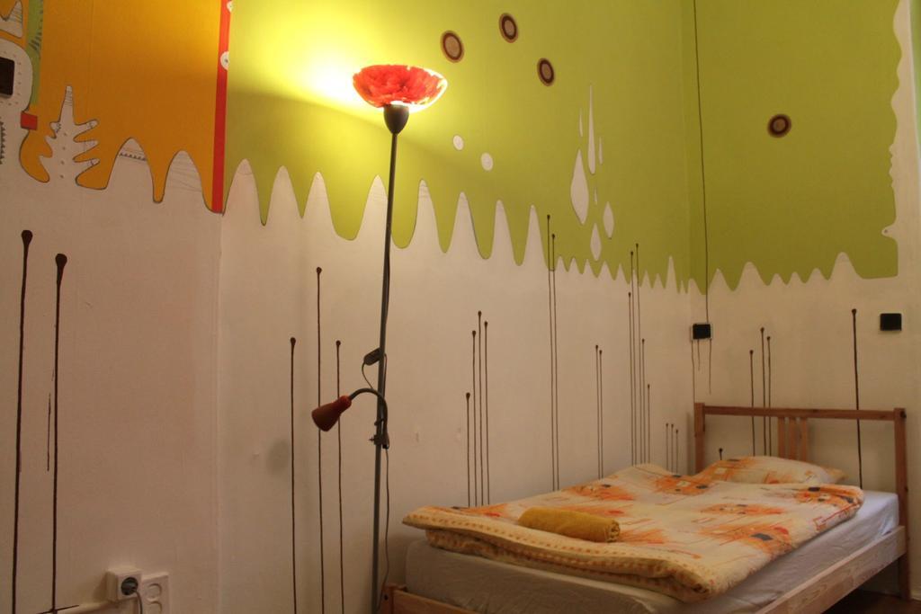 Downtown Hostel Budapeste Quarto foto
